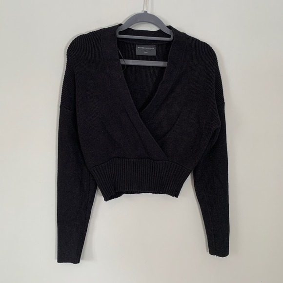 Modern Citizen Sweaters - Modern Citizen Black Surplice Wrap Cropped Ribbed Sweater Fitted Size Small